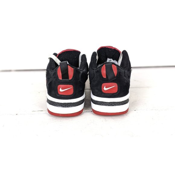 Vintage Nike Air red black white basketball shoes 9 - Picture 3 of 7
